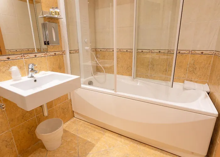 Planet International 4*